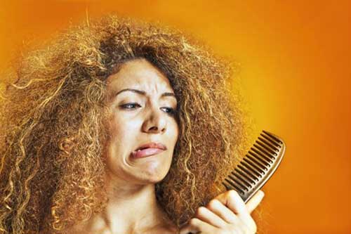 مراقبت از مو در زمستان و عاداتی که باید ترک کنید