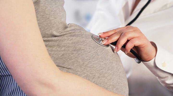 علائم زایمان زودرس ، عوامل و راه‌‌های جلوگیری از آن