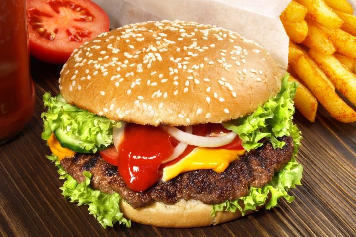 مواد غذایی چرب تهدیدی برای سلامتی