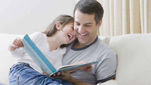 قصه گویی برای کودکان - قصه بگویید، قصه مشکلات زیادی را حل می‌کند
