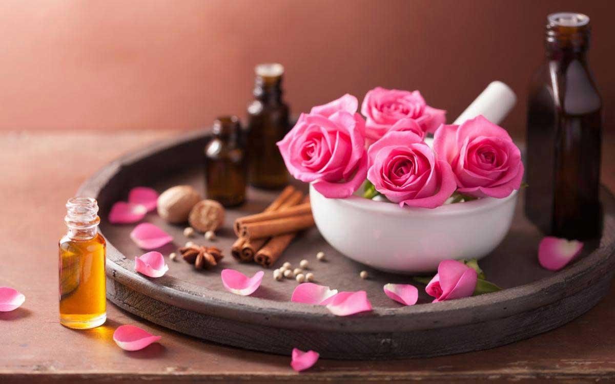 انواع روغن های گیاهی برای مراقبت از پوست و مو انواع روغن های گیاهی برای مراقبت از پوست و مو