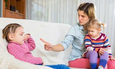 با حسادت فرزند بزرگتر چه کنیم؟